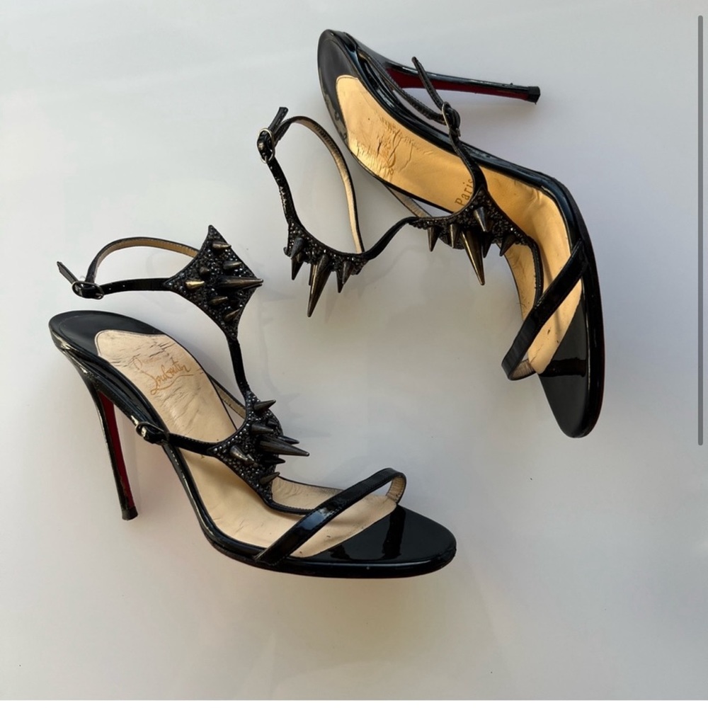 Louboutin heels ok condition, still looks amazing